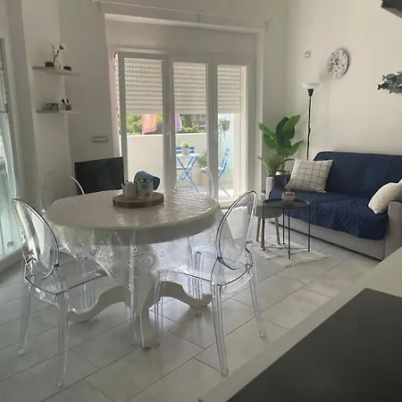A 20 Metri Dal Mare. Holiday home Calambrone