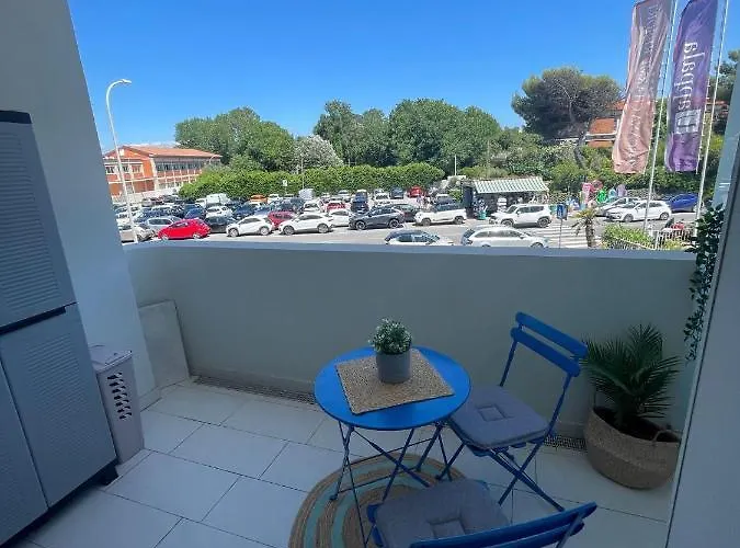 A Pochi Metri Dal Mare * Calambrone